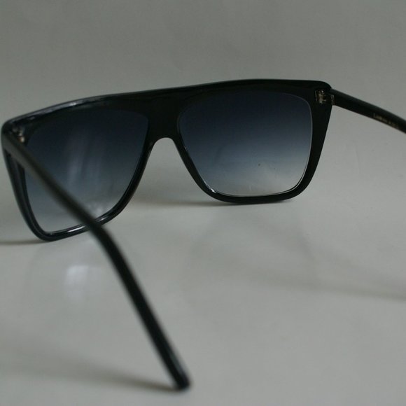 NWOT TruVintage 80's Lady's fashion thick frame w/Gradient Smoke lens Sunglasses - Picture 3 of 4